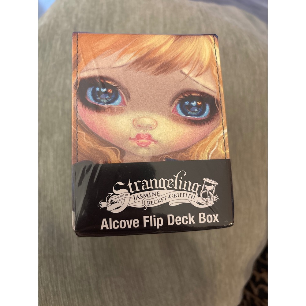 Strangeling Starry Night Jasmine Becket Ultra Pro Alcove flip card box MTG